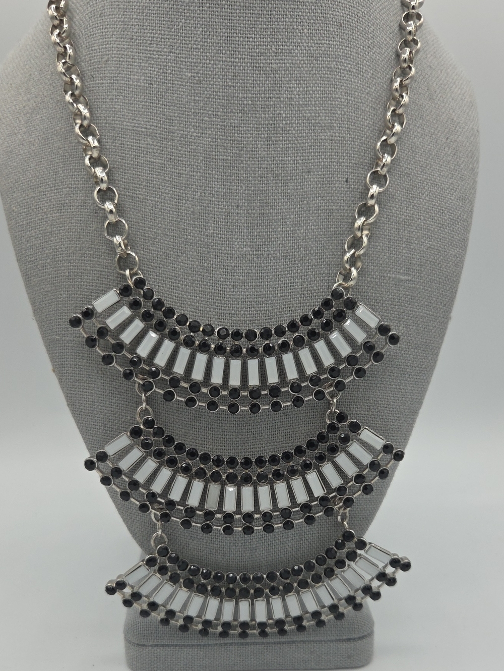 5 for $25! Chico's Layered Silver Tone Statement Necklace Black White Accents